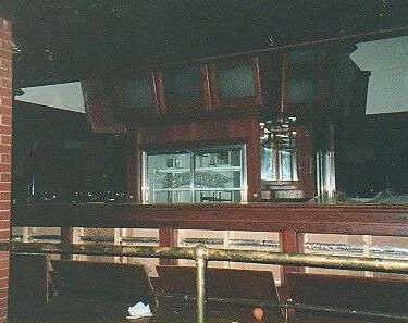 inside30.jpg